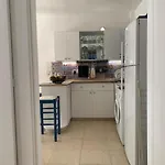 Romy's Cozy One Bedroom Apt * Larnaca