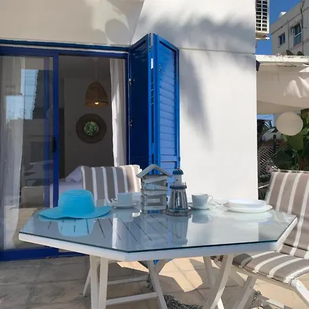 Апартаменты Romy's Cozy One Bedroom Apt