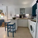Romy's Cozy One Bedroom Apt Appartement Larnaca