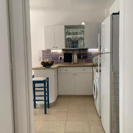 Romy's Cozy One Bedroom Apt * Larnaca