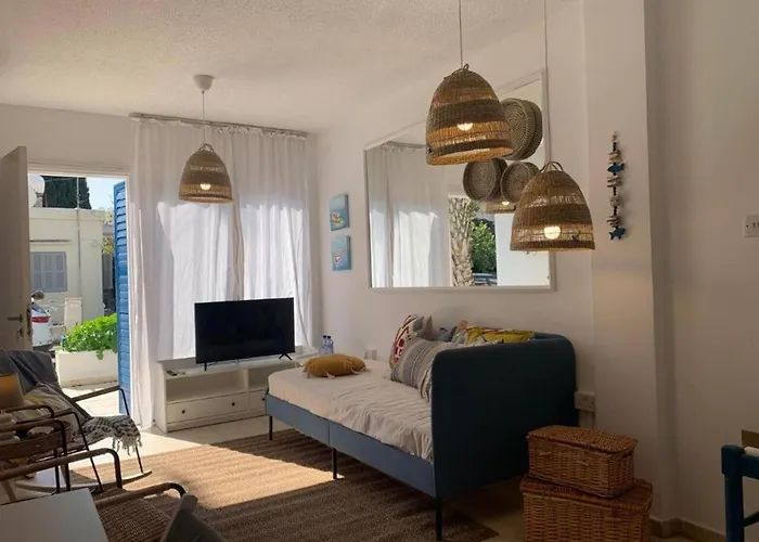 Apartament Romy's Cozy One Bedroom Apt *